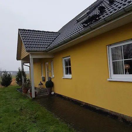 Grosse Ferienwohnung Heiligenstedten Exterior photo
